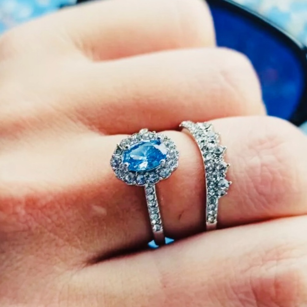 ✨Dainty Lab. Sky Blue Topaz Engagement Ring Set✨